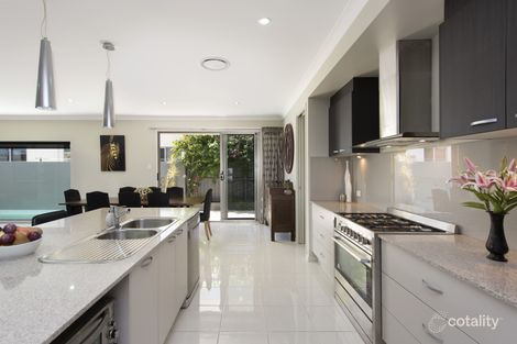 Property photo of 97 Ridgeview Street Carindale QLD 4152