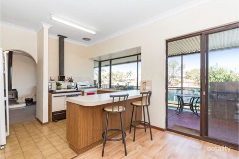 Property photo of 34 Tanderra Place South Yunderup WA 6208
