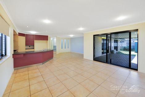 Property photo of 9 Toppers Drive Coral Cove QLD 4670