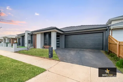 Property photo of 17 Imatra Loop Tarneit VIC 3029