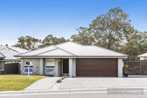 3 Beluga Dr, Cameron Park, NSW 2285