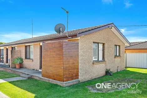 1/1 Gipps Cres, Barrack Heights, NSW 2528