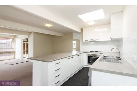 Property photo of 21 Wunalla Road Seaford VIC 3198