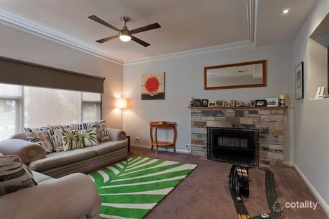 Property photo of 9 Eastern Road Strathdale VIC 3550