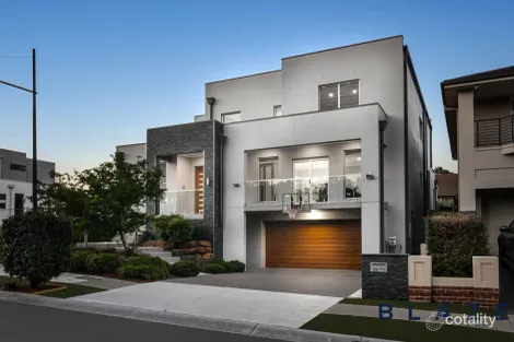 Property photo of 28 Moondarra Drive West Hoxton NSW 2171