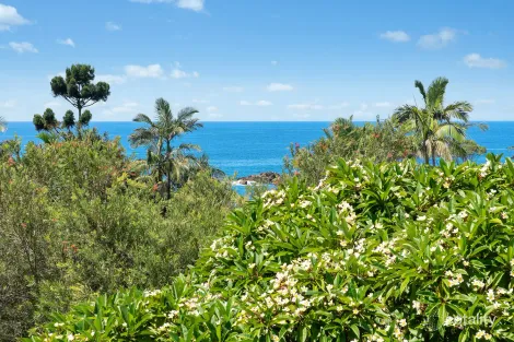 22 Korora Bay Dr, Korora, NSW 2450