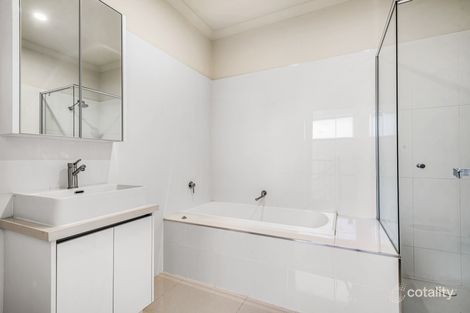 Property photo of 1/70 Hazel Glen Drive Doreen VIC 3754
