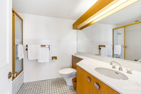 Property photo of 40/14 Macarthur Parade Main Beach QLD 4217