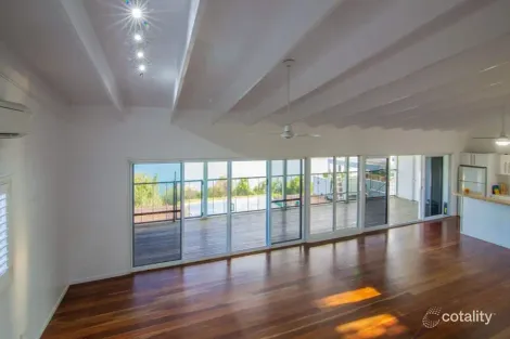 Property photo of 27 Warrain Street Shute Harbour QLD 4802