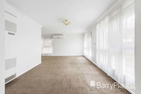 Property photo of 32 Dobell Crescent Werribee VIC 3030