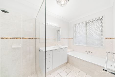 Property photo of 20A Wimbledon Way Oxenford QLD 4210