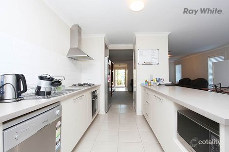 Property photo of 44 Garden View Drive Tarneit VIC 3029