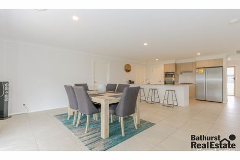 Property photo of 4 Lew Avenue Eglinton NSW 2795