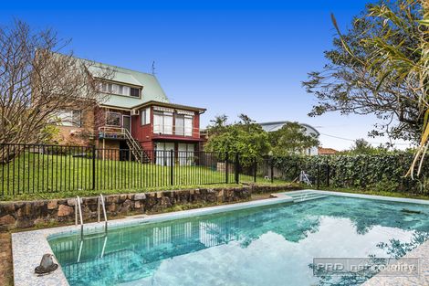 Property photo of 30 Fenton Avenue Bar Beach NSW 2300