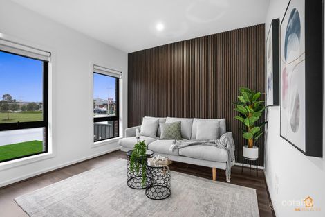 Property photo of 16 Willowmoore Grove Tarneit VIC 3029