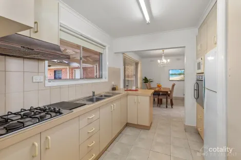 Property photo of 7 Silvan Avenue Springvale VIC 3171