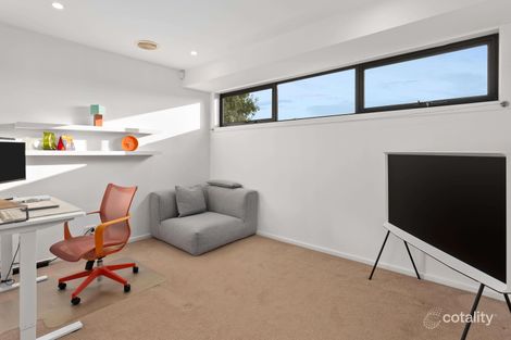 Property photo of 20A Glen Cairn Avenue Ringwood VIC 3134