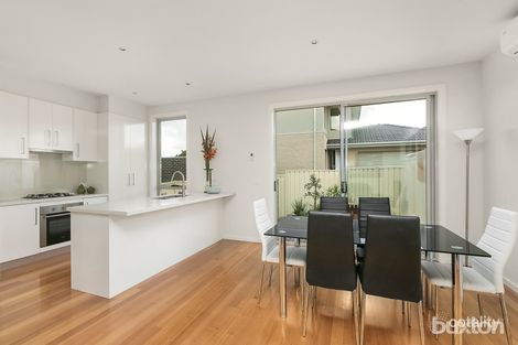 Property photo of 3/4 Kalymna Grove Chadstone VIC 3148