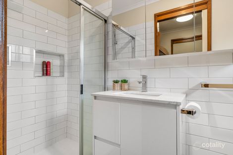 Property photo of 4 Henshaw Street Langwarrin VIC 3910