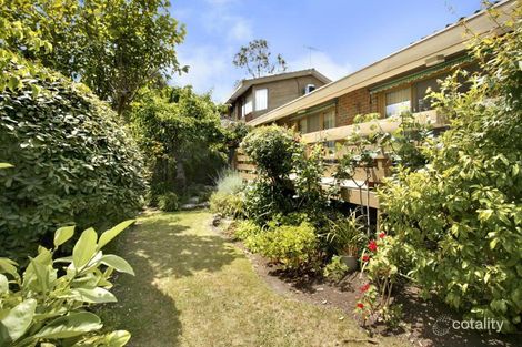 Property photo of 2 Prunella Close Doncaster VIC 3108