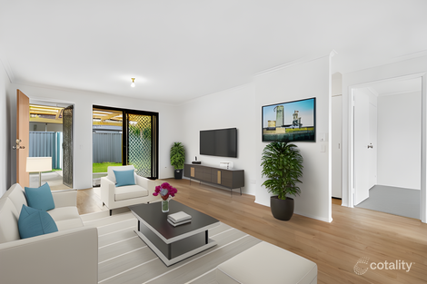 2/36 Morinda Way, Labrador, QLD 4215