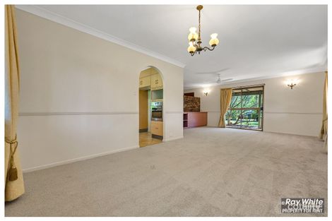 Property photo of 5 Lawrence Crescent Gracemere QLD 4702