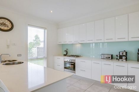 Property photo of 6 Signature Boulevard Point Cook VIC 3030