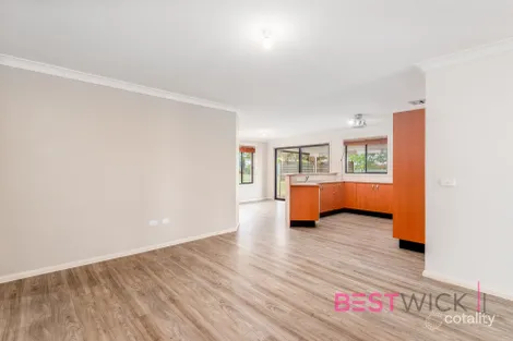 Property photo of 19 Emerald Drive Kelso NSW 2795