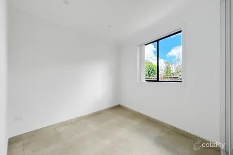 Property photo of 61 Fairfield Road Guildford West NSW 2161