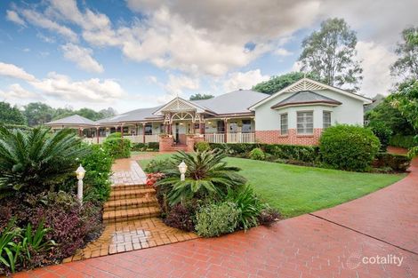 Property photo of 16 Cedar Court Brookfield QLD 4069