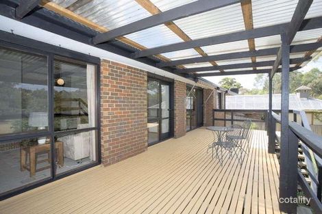 Property photo of 21 Dunbarton Drive Eltham North VIC 3095
