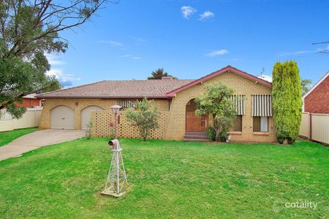 11 Waree Dr, Hillvue, NSW 2340