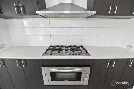 Property photo of 17 Chieftain Pass Madora Bay WA 6210