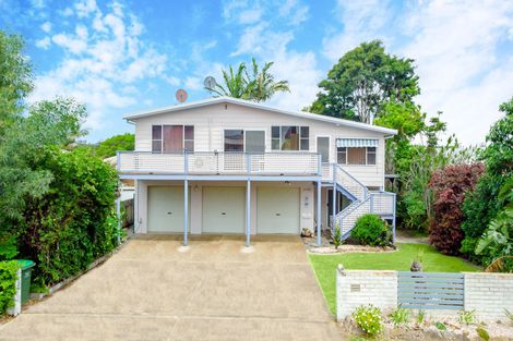 Property photo of 74 Park Avenue Yamba NSW 2464