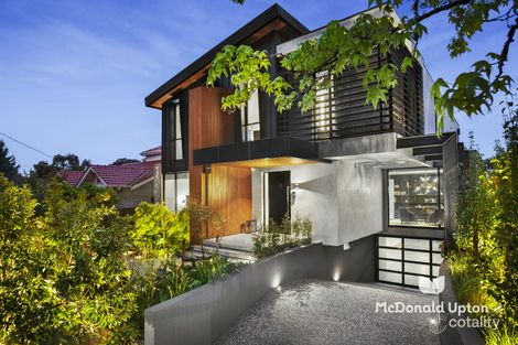 Property photo of 252 Woodland Street Strathmore VIC 3041