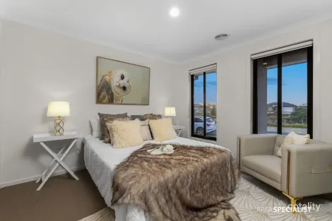 Property photo of 77 Abbeygate Drive Werribee VIC 3030