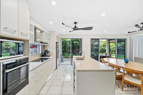 Property photo of 2 Bushlark Place Smithfield QLD 4878