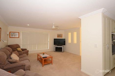Property photo of 48 Harrison Circuit Urangan QLD 4655