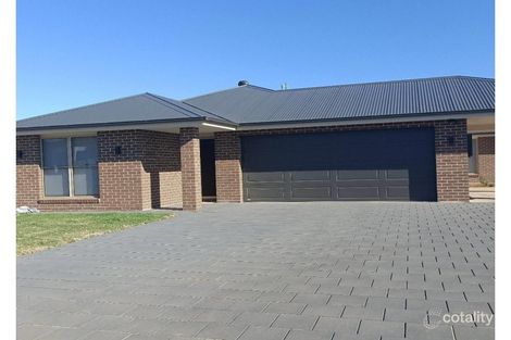 52 Hindmarsh Esp, Dubbo, NSW 2830