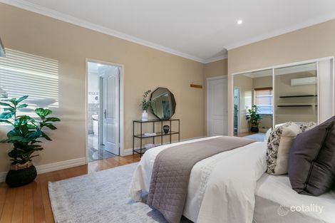 Property photo of 26 Crossman Pass Salter Point WA 6152