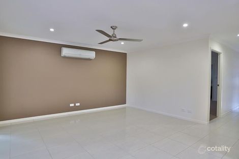 Property photo of 60 Merimbula Crescent Fitzgibbon QLD 4018