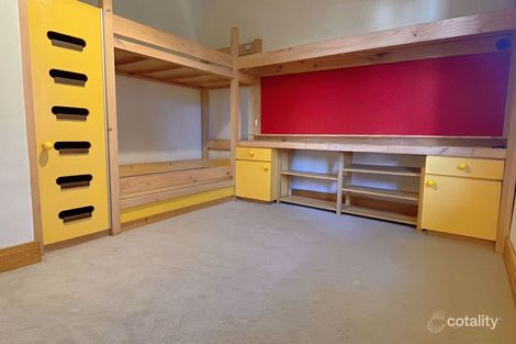 Property photo of 25 Ashburton Road Glen Iris VIC 3146