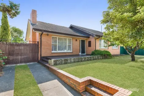 Property photo of 31 Ranfurlie Drive Glen Waverley VIC 3150