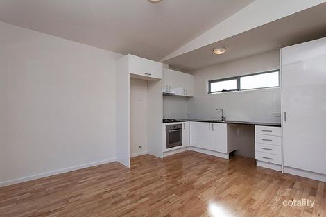 Property photo of 3/2A Lynch Road Brooklyn VIC 3012