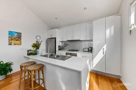 Property photo of 1/853 High Street Reservoir VIC 3073