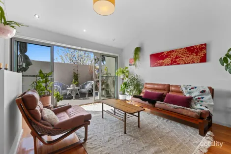 Property photo of 1/853 High Street Reservoir VIC 3073