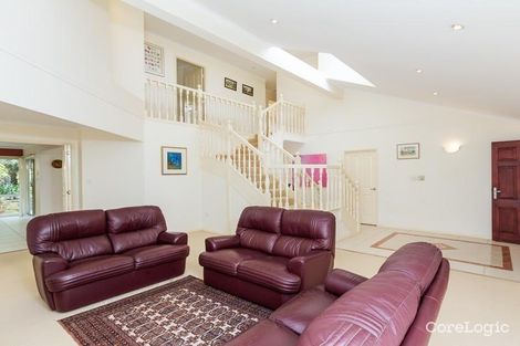 Property photo of 9 Pinehurst Place Carindale QLD 4152