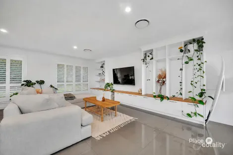 Property photo of 82 Callaghan Way Capalaba QLD 4157