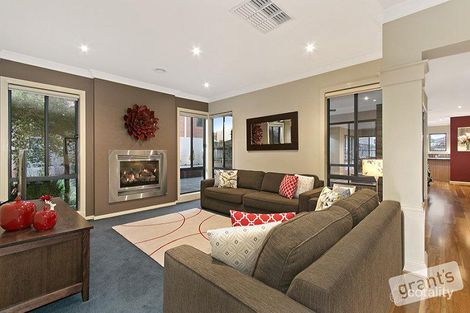 Property photo of 8 Merriwee Grove Narre Warren South VIC 3805