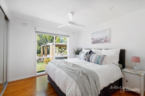 Property photo of 36 Boardman Close Box Hill South VIC 3128